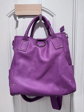 Sapahn Chloe Silver Orchid Oil Leather